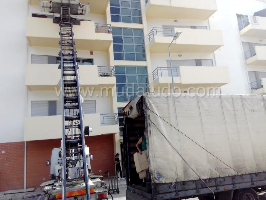 exterior removals, changes with elevator, exterior elevators, changes with exterior elevator, lift truck