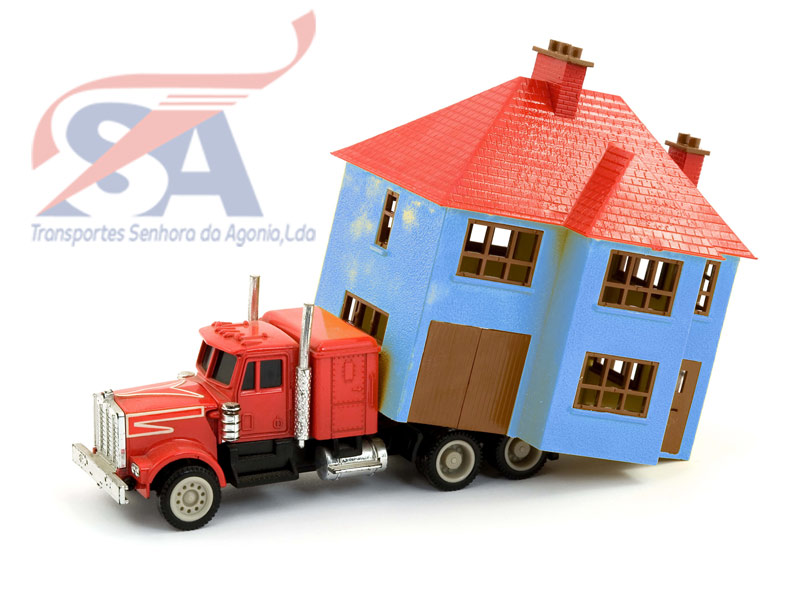 Living in Portugal, moving companies, moving services, international, Removals, United Kingdom, England